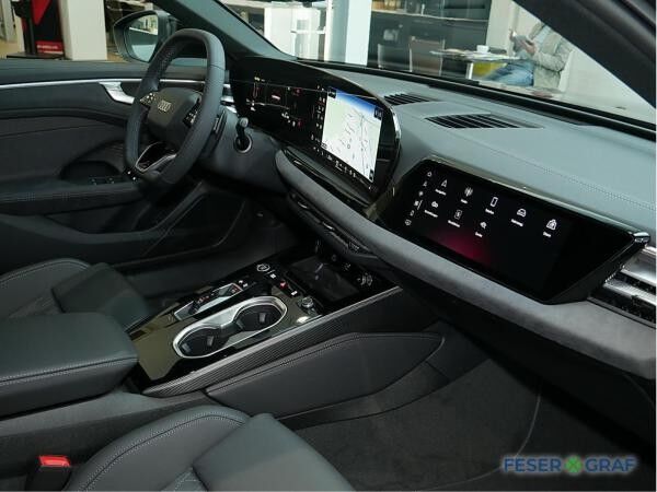 Audi A6 Avant TDI quattro S line Tech plus