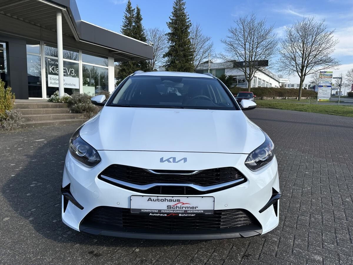 Kia Ceed SW 1.5T 140 ULTIMATE STD