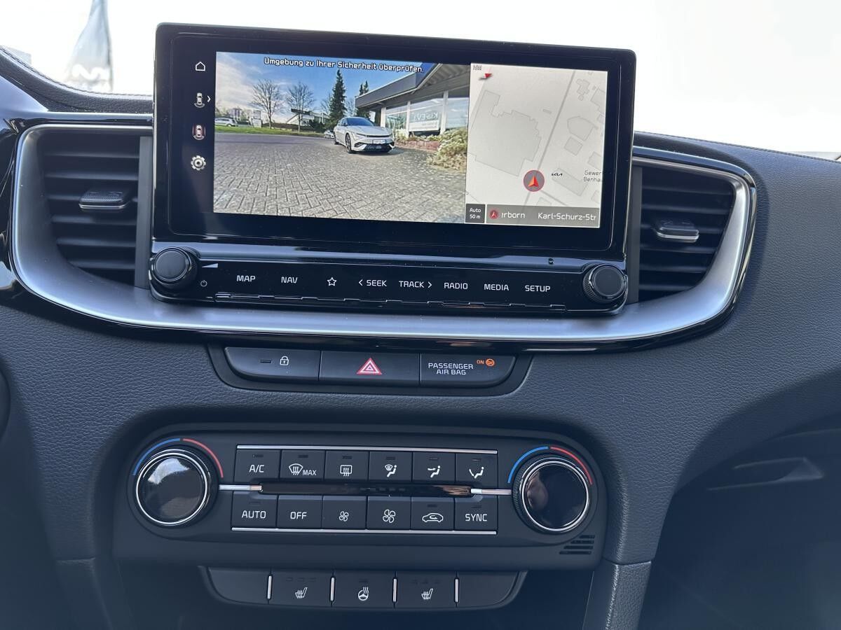 Kia Ceed SW 1.5T 140 ULTIMATE STD