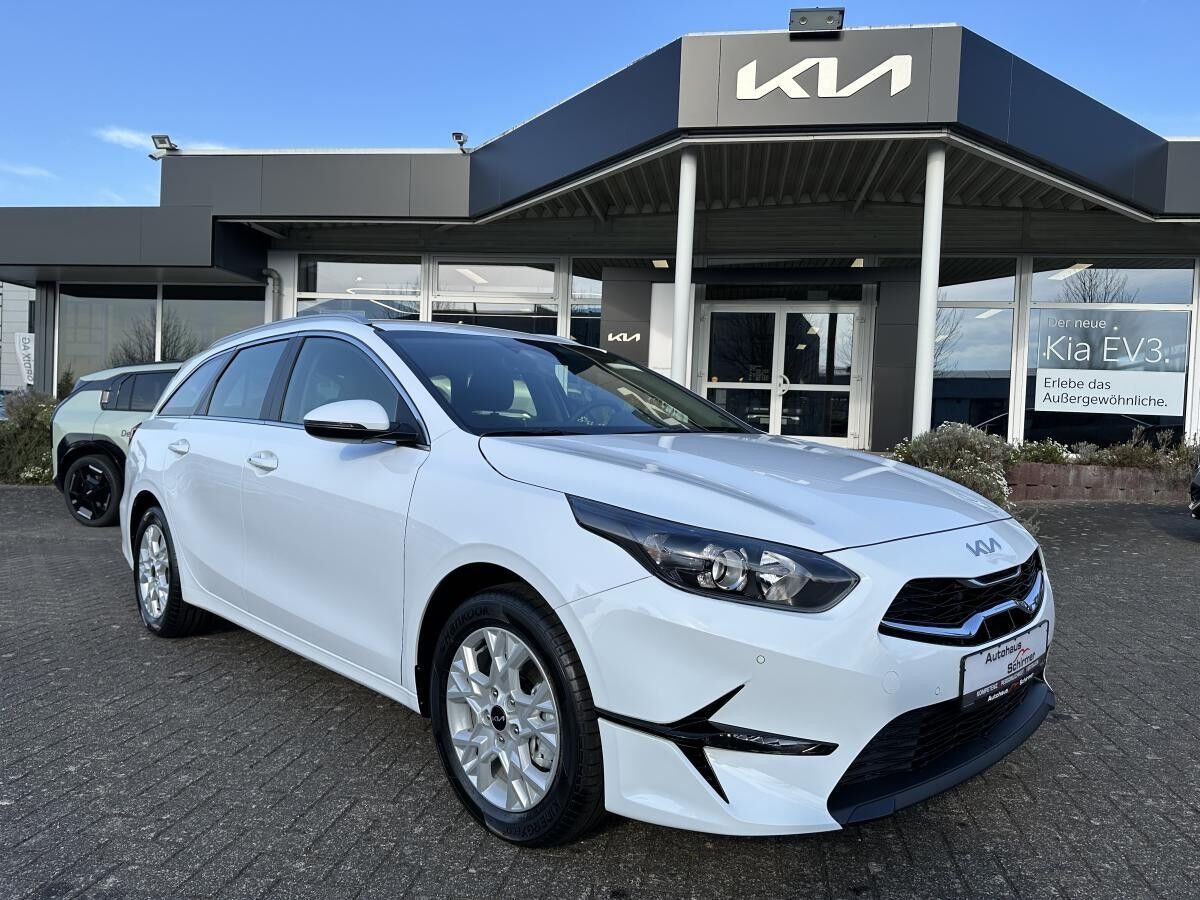 Kia Ceed SW 1.5T 140 ULTIMATE STD