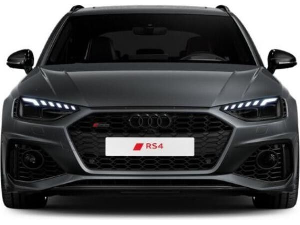 Audi RS4 Avant RS-SPORTABGASANLAGE*PANO*B&O*ACC*360°