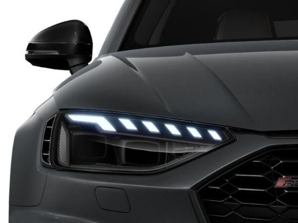 Audi RS4 Avant RS-SPORTABGASANLAGE*PANO*B&O*ACC*360°