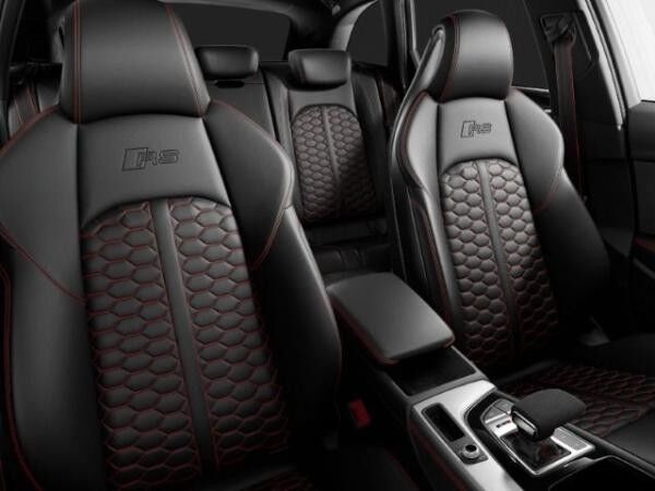 Audi RS4 Avant RS-SPORTABGASANLAGE*PANO*B&O*ACC*360°