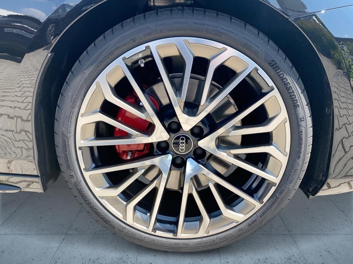 Audi A6 Avant TFSI qu. S tr. Luft PANO HUD Matrix 21