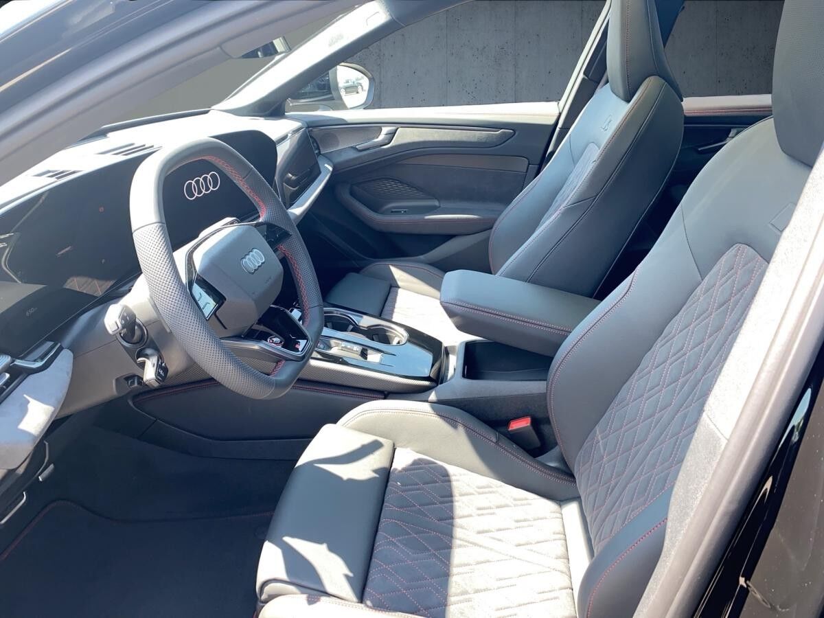 Audi A6 Avant TFSI qu. S tr. Luft PANO HUD Matrix 21