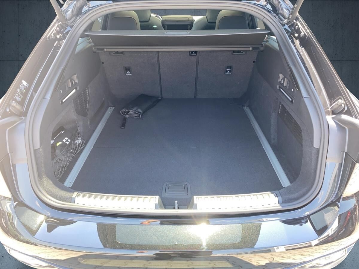 Audi A6 Avant TFSI qu. S tr. Luft PANO HUD Matrix 21