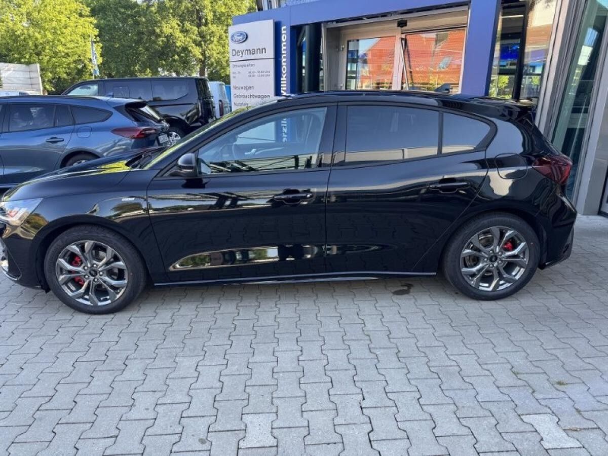 Ford Focus 1.0 ECOBOOST MHEV ST-LINE