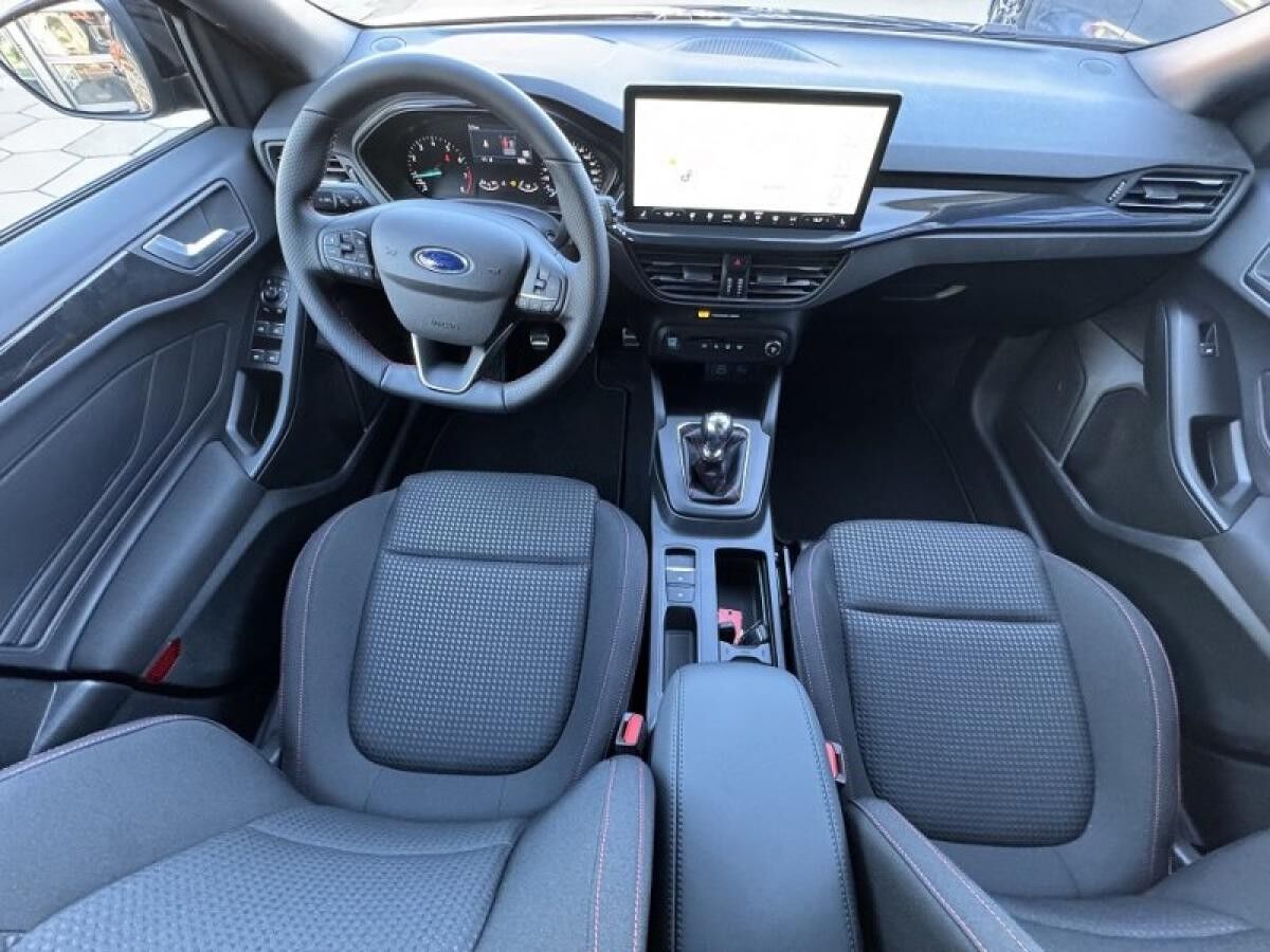 Ford Focus 1.0 ECOBOOST MHEV ST-LINE