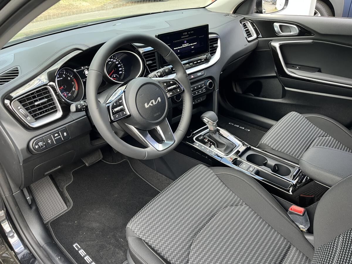 Kia Ceed 5T 1,5T 140 DCT Ultimate Style