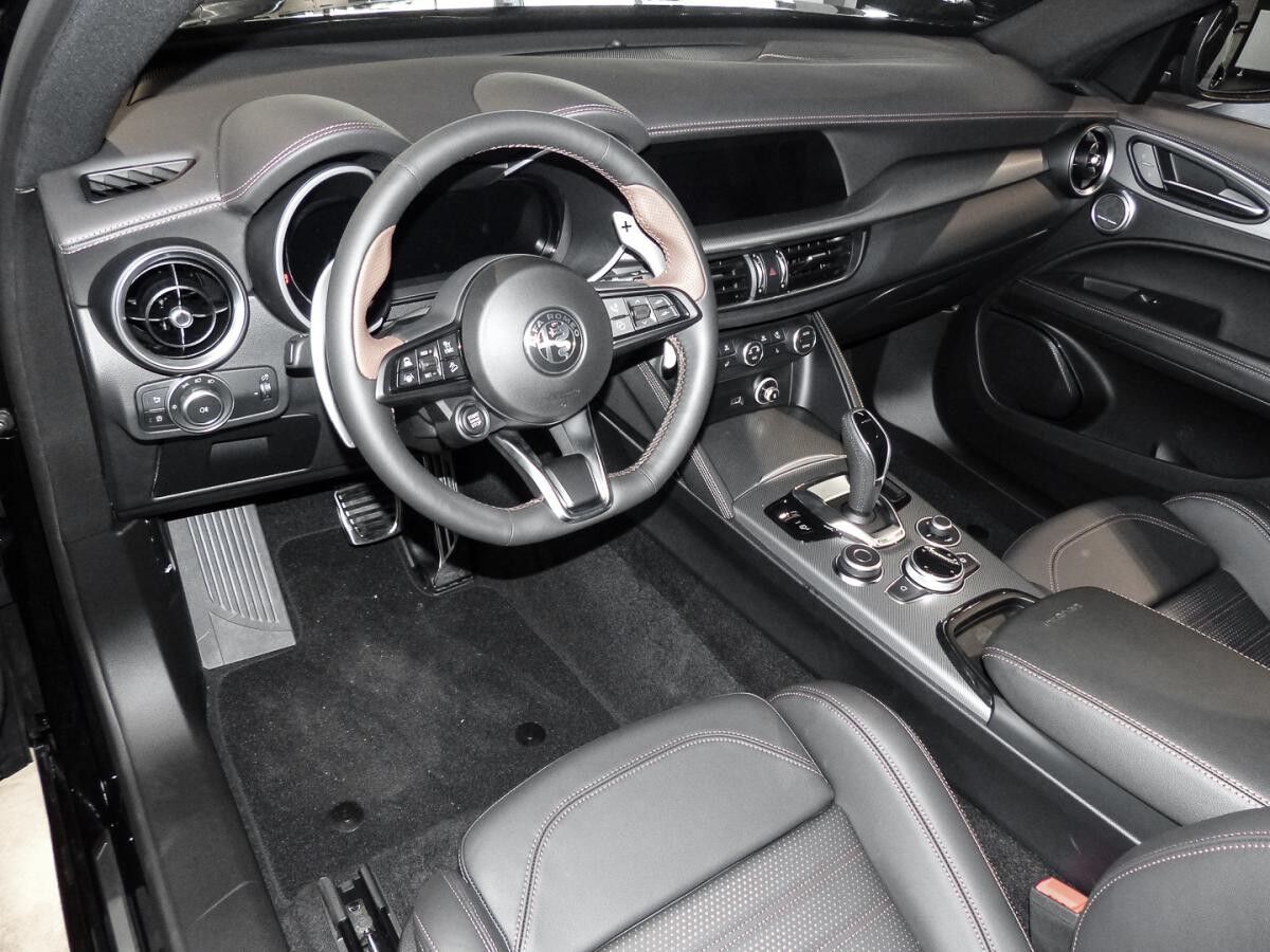 Alfa Romeo Stelvio ⚡INTENSA⚡Glasschiebedach ⚡