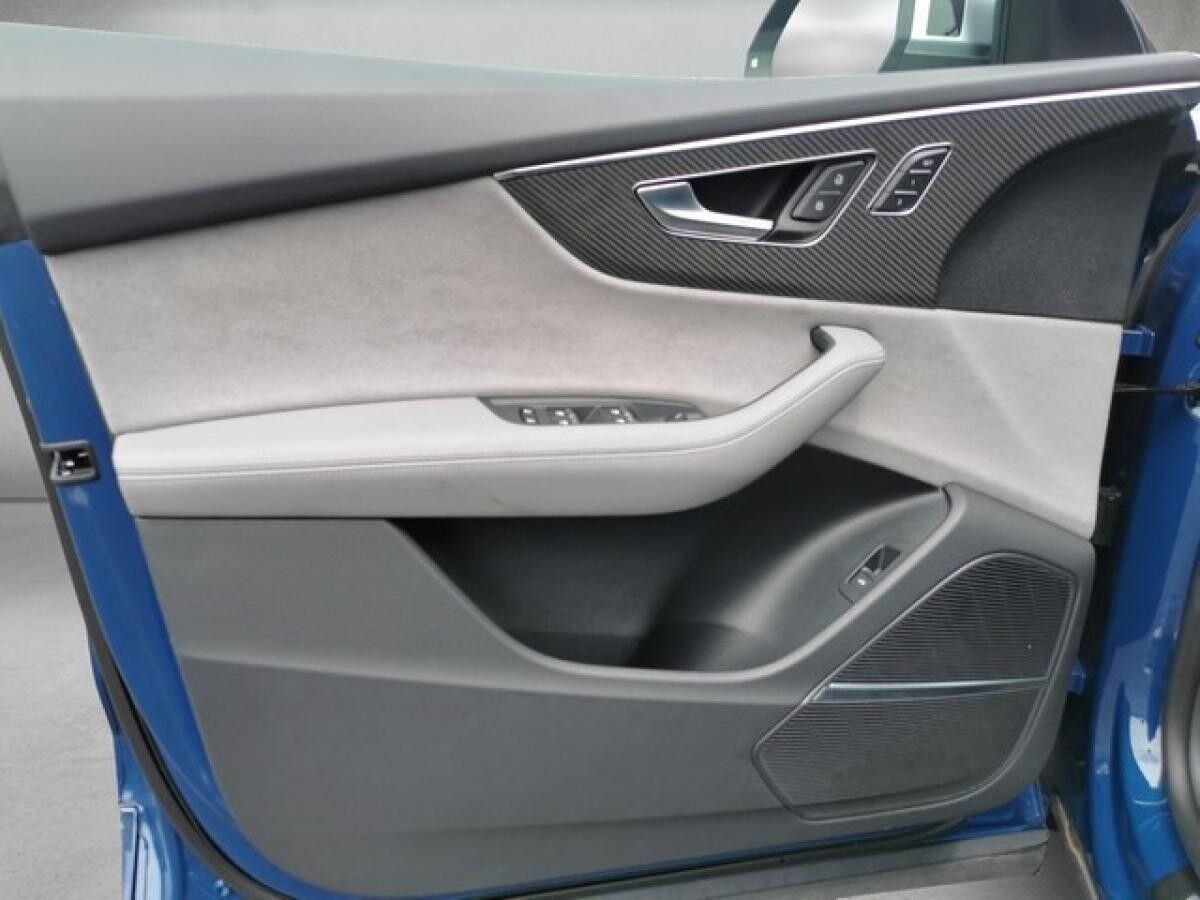 Audi SQ8 SUV TFSI quattro tiptronic AHK*HUD*LASER*B&O