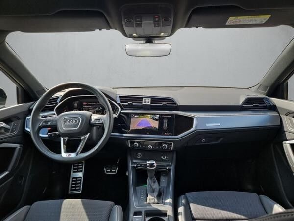 Audi Q3 S line 45 TFSI quattro S tronic *MATRIX*RFK*