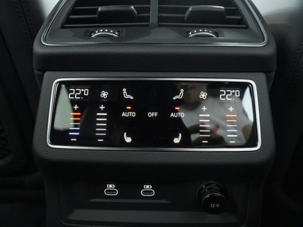 Audi RS6 RS 6 Avant performance SAGA, V/max 280 km/h, DRC, Pano