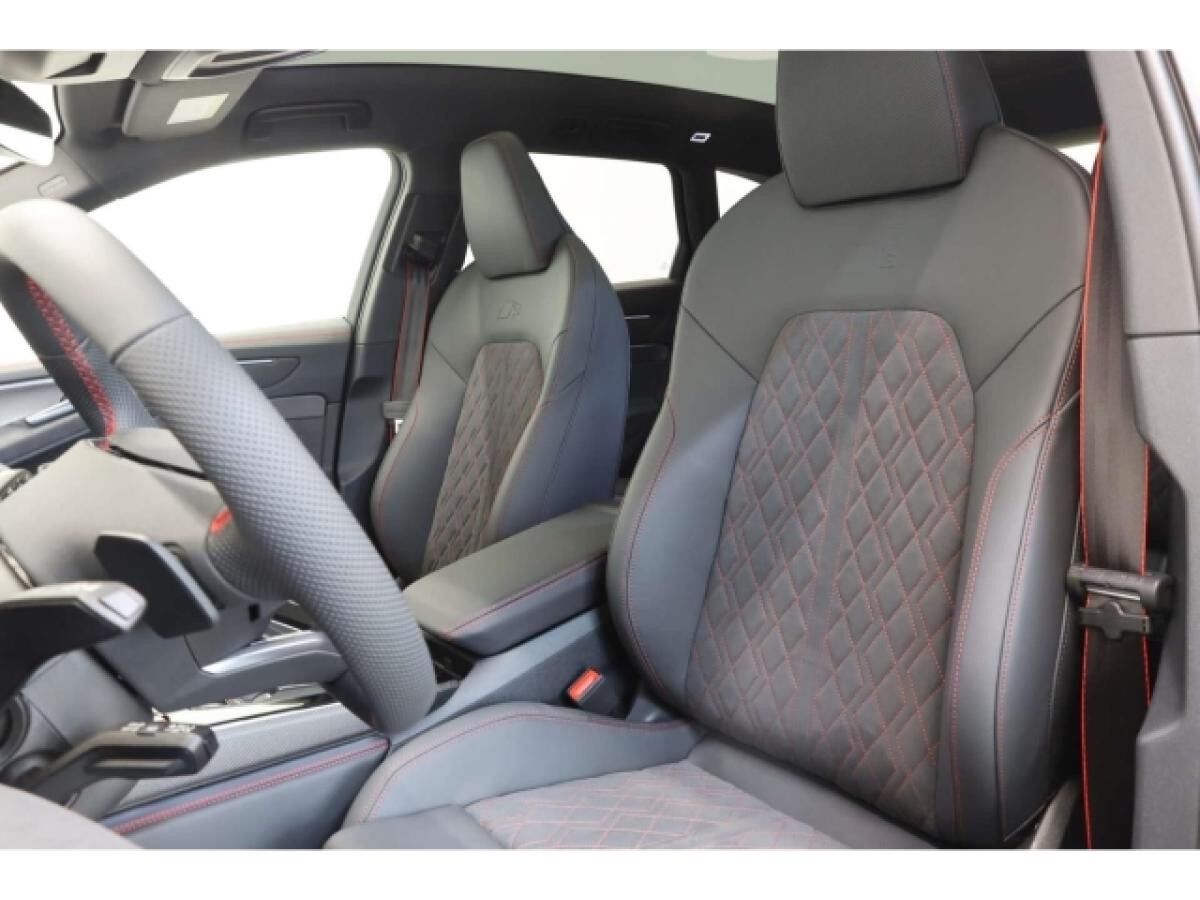 Audi A6 Avant TFSI quattro S line