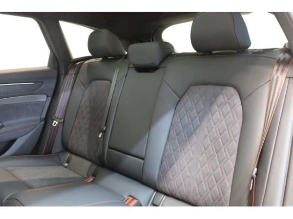 Audi A6 Avant TFSI quattro S line