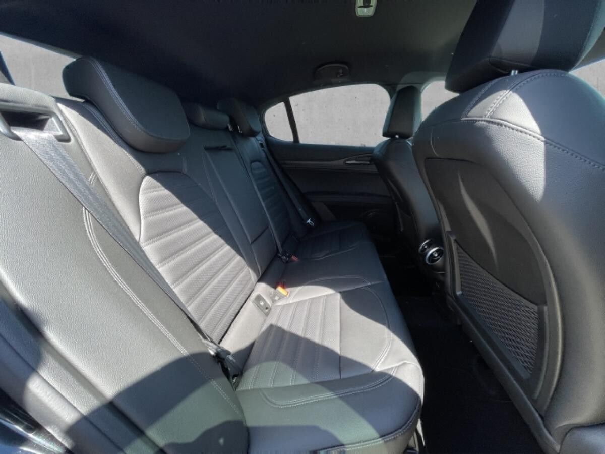 Alfa Romeo Stelvio Quadrifoglio Q4 2.9 PDC+KAMERA+LEDER+SHZ+CARPLAY