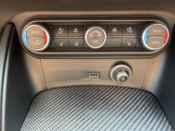 Alfa Romeo Stelvio Quadrifoglio Evoluzione+AKRAPOVIC+21''+CARPLAY