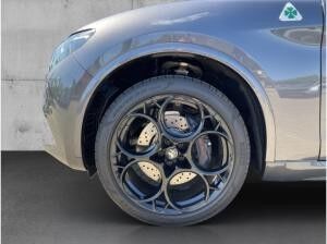 Alfa Romeo Stelvio Quadrifoglio Q4 2.9 AKRAPOVIC+PDC+KAMERA+LEDER+CARPLAY