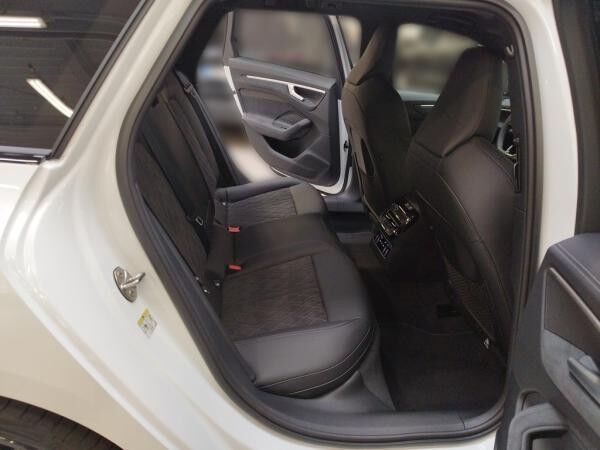 Audi A6 Avant TDI quattro