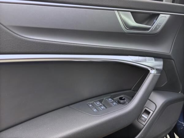 Audi A6 Avant 35 TDI BUSINESS LM19 HuD PANO MATRIX AHK