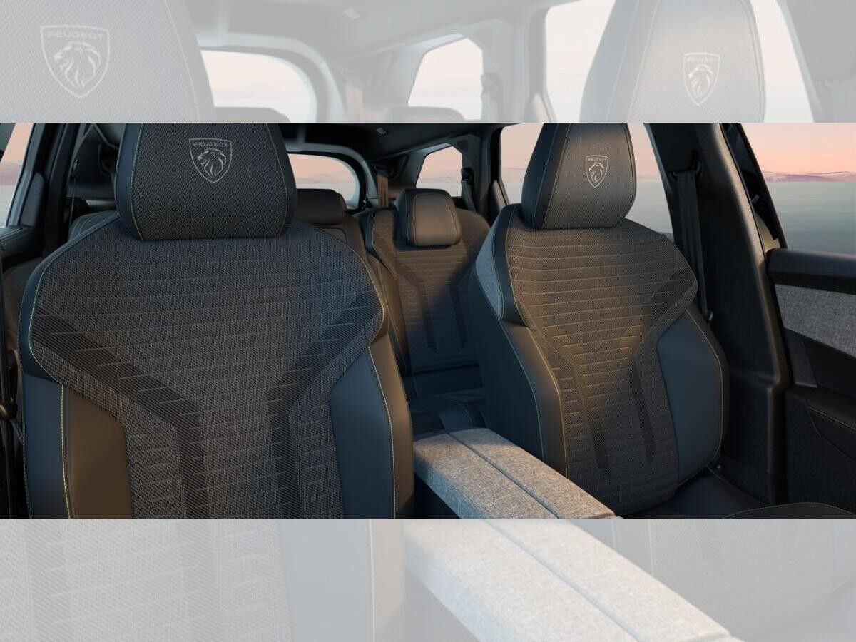 Peugeot 5008 Elektro 210 PS GT/73KW  / Wunschfarbe/ Ganzjahresreifen/ Winterpaket/ konfigurierbar  bis 30.11.25