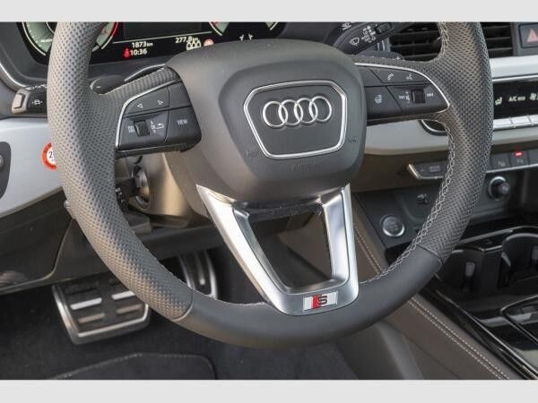 Audi A4 Avant S line 40 TFSI quattro S tronic HeadUp*AHK*Pano*Matrix
