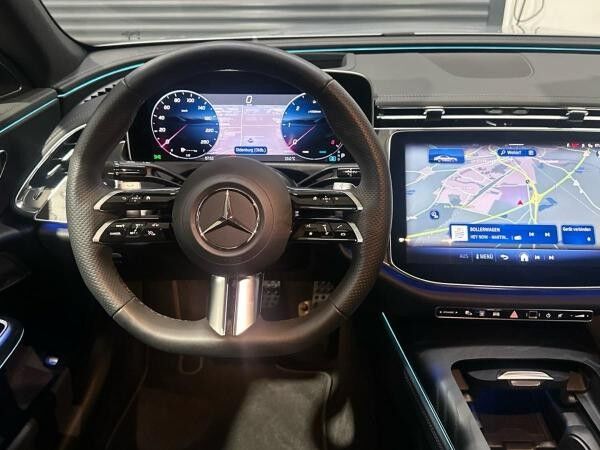 Mercedes-Benz E 450 d 4M AMG-Line Digital Light Panorama AHK
