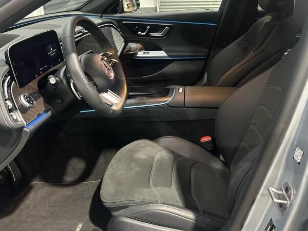 Mercedes-Benz E 450 d 4M AMG-Line Digital Light Panorama AHK