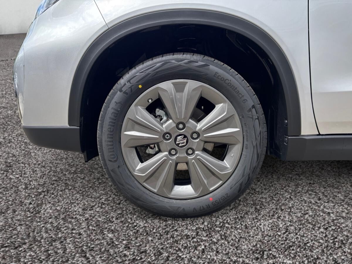 Suzuki Vitara 1.4 CLUB HYBRID METALLIC AKTIONSLEASING
