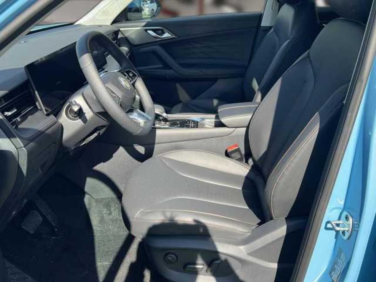 MG HS Luxury Automatik MY24 !!!Sofort Verfügbar!!!