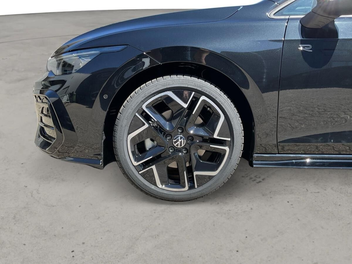 Volkswagen Golf Variant VIII R-Line 2.0 TDI DSG AHK Navi Kamera