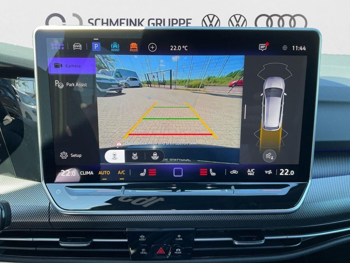 Volkswagen Golf Variant VIII R-Line 2.0 TDI DSG AHK Navi Kamera