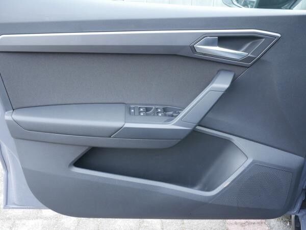 Seat Arona FR Black Edition 1.5 TSI - SHZ NAVI ACC LED *SN147*