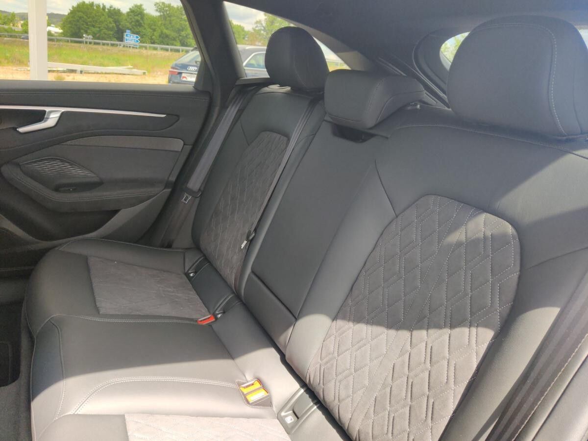 Audi A6 Avant TDI quattro S-Line EditionOne TechPlus 21 ACC
