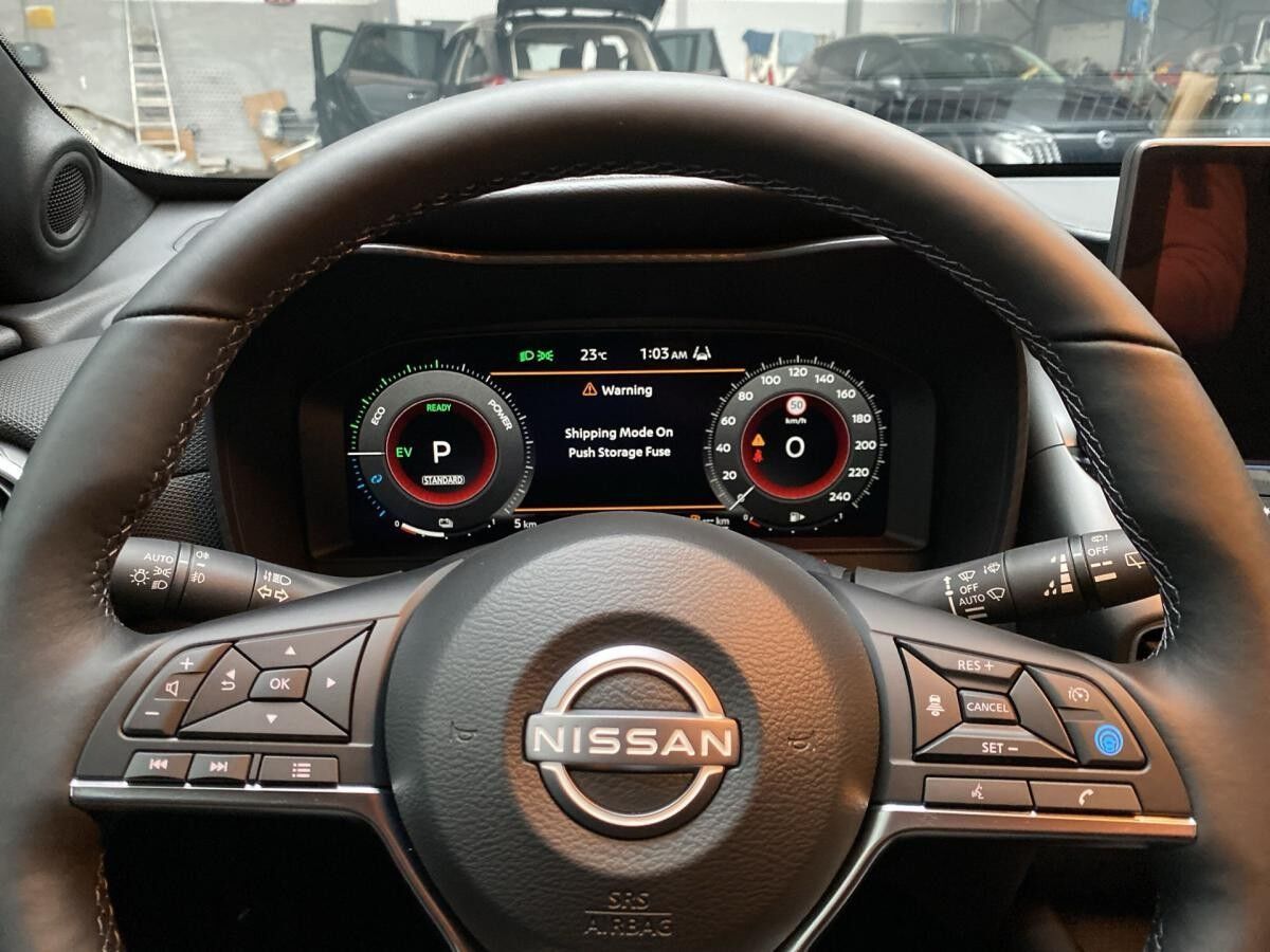 Nissan Juke 1.6 Hybrid 4MT N-Connecta