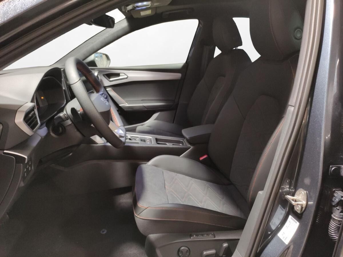 Seat Leon 2.0 TDI DSG FR Navi LED Dynamic-Paket