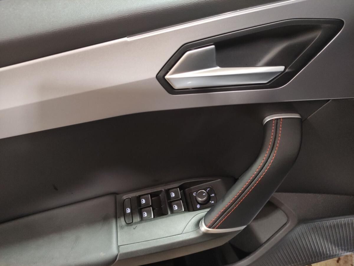 Seat Leon 2.0 TDI DSG FR Navi LED Dynamic-Paket