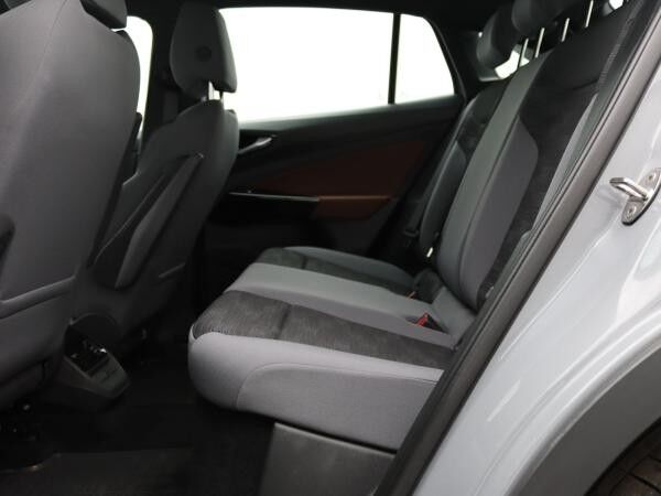 Volkswagen ID.5 Pro / CCS, ACC, LED, Standklima, Navi Pro