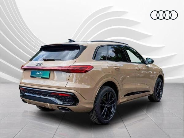 Audi Q5 SUV S-LINE  TFSI TECH Standheizung !!! Sonderabnehmer *Steuerberater  Anwälte Ärzte Architekten Verb