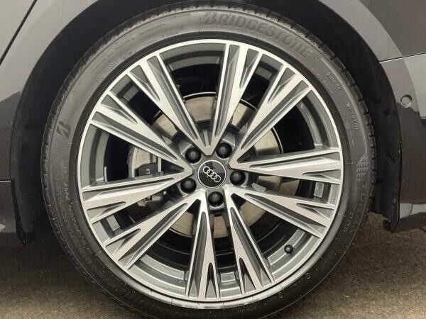 Audi A6 Avant S line 50 TFSI e quattro Memory Matrix
