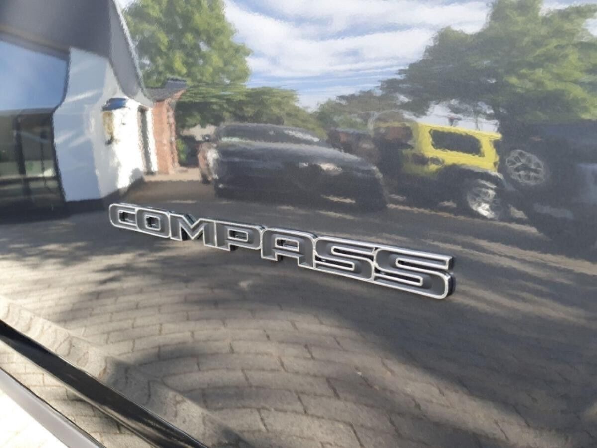 Jeep Compass 1.5 MHEV ''Summit'' Schiebedach Premium Paket VOLL