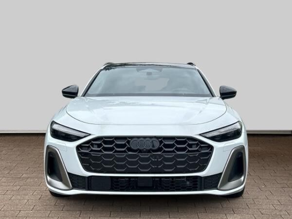 Audi A5 AVANT e-HYBRID 220 kW LED+PANO,B&O,