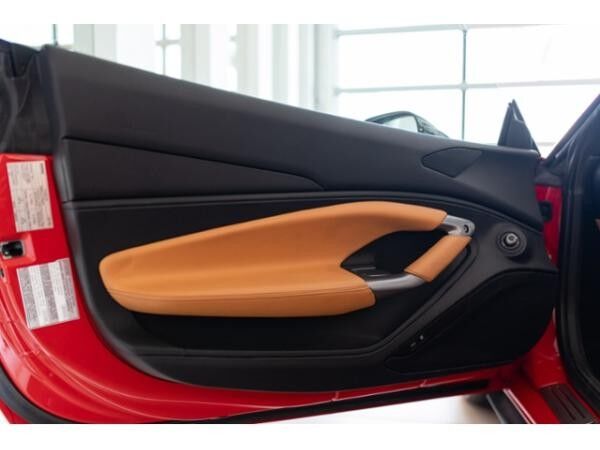 Ferrari F8 Spider*Lift*Racing Seats*LED*
