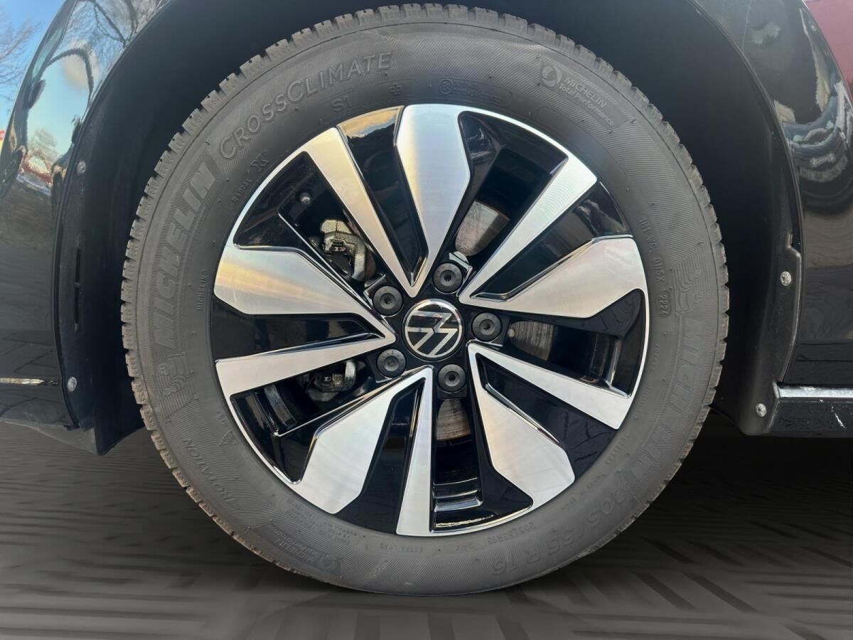 Volkswagen Golf GOAL 2.0 TDI*DSG*LightAssi*ACC*SHZ*CarPlay* Volkswagen Golf GOAL 2.0 TDI*DSG*LightAssi*ACC*SHZ*CarPlay*