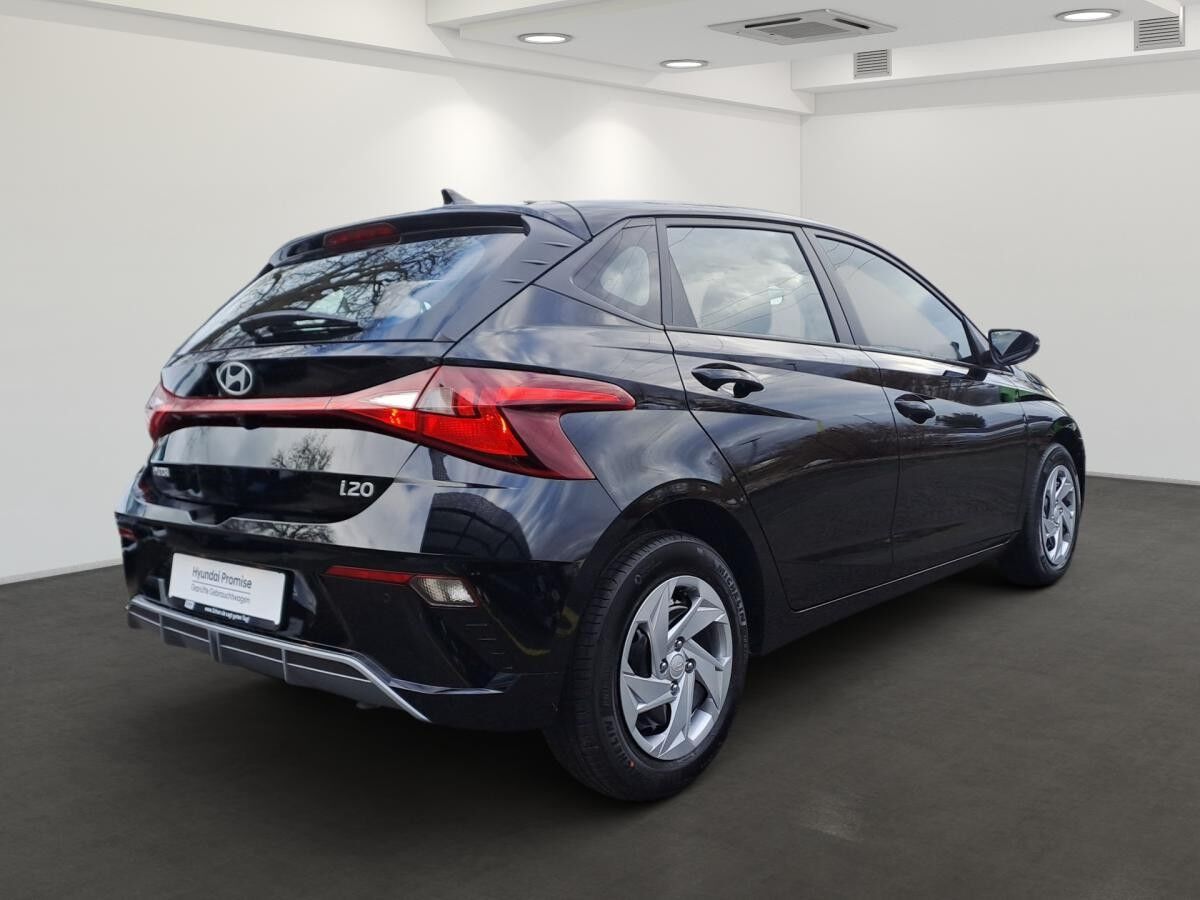 Hyundai i20 Select sofort verfügbar