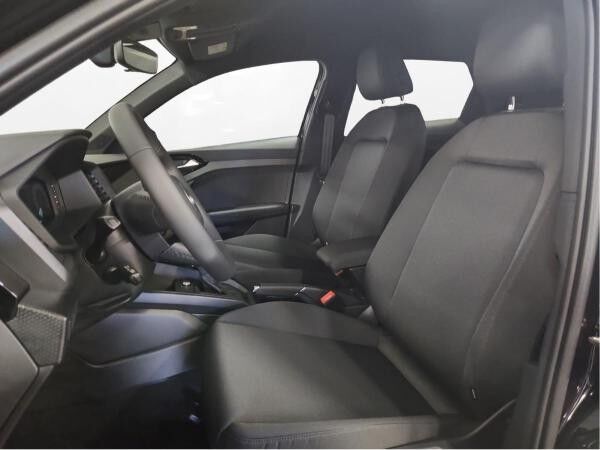 Audi A1 Sportback 30 TFSI S line S tronic LED LM 18" PDC vo+hi