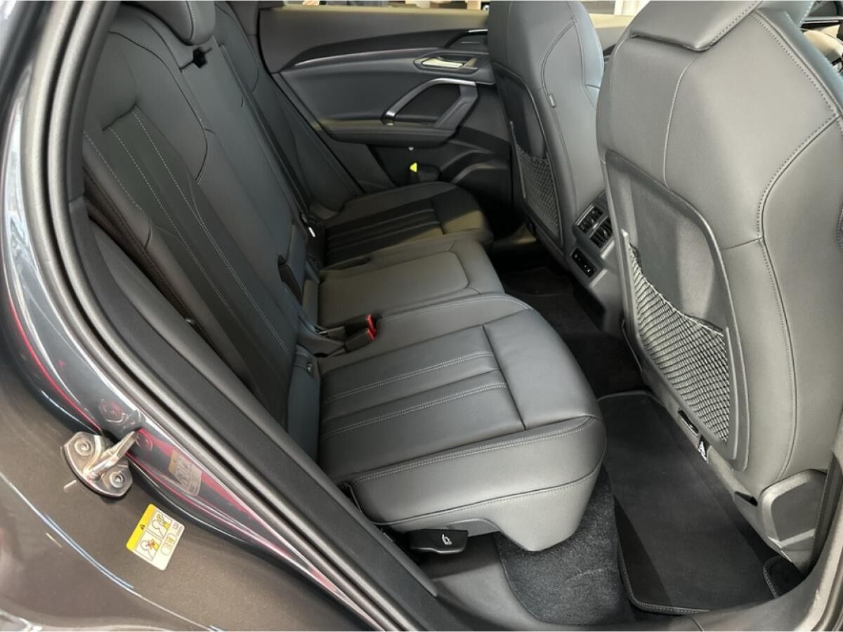 Audi Q5 2.0 TDI qu. S line / SOFORT VERFÜGBAR !