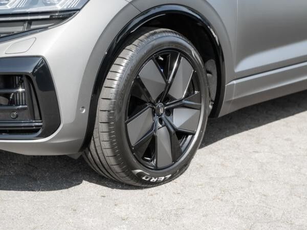 Volkswagen Touareg 3,0 l V6 eHybrid 4MOTION 8-Gang-Automatik (Tiptronic) DYNAUDIO-LM21-AHK-MATRIX