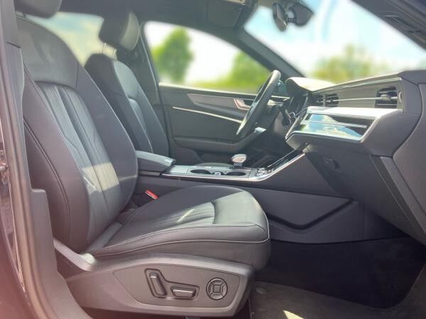 Audi A6 Avant advanced 40TDI quattro S-tronic/ Matrix