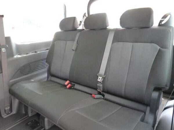 Hyundai STARIA Hybrid 1.6 T-GDI HEV Trend 9-Sitzer Easy+Park-Paket